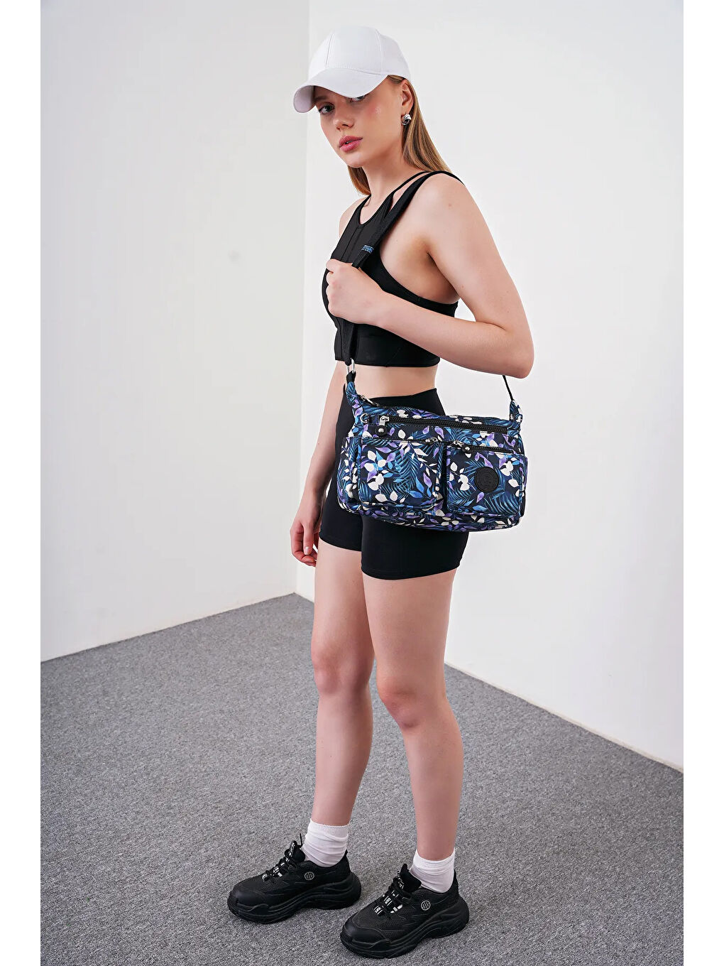 Siyah Çapraz Askılı Kadın Çanta BHPC6004-2