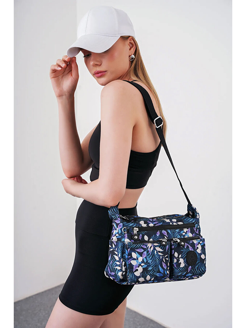 Siyah Çapraz Askılı Kadın Çanta BHPC6004-3