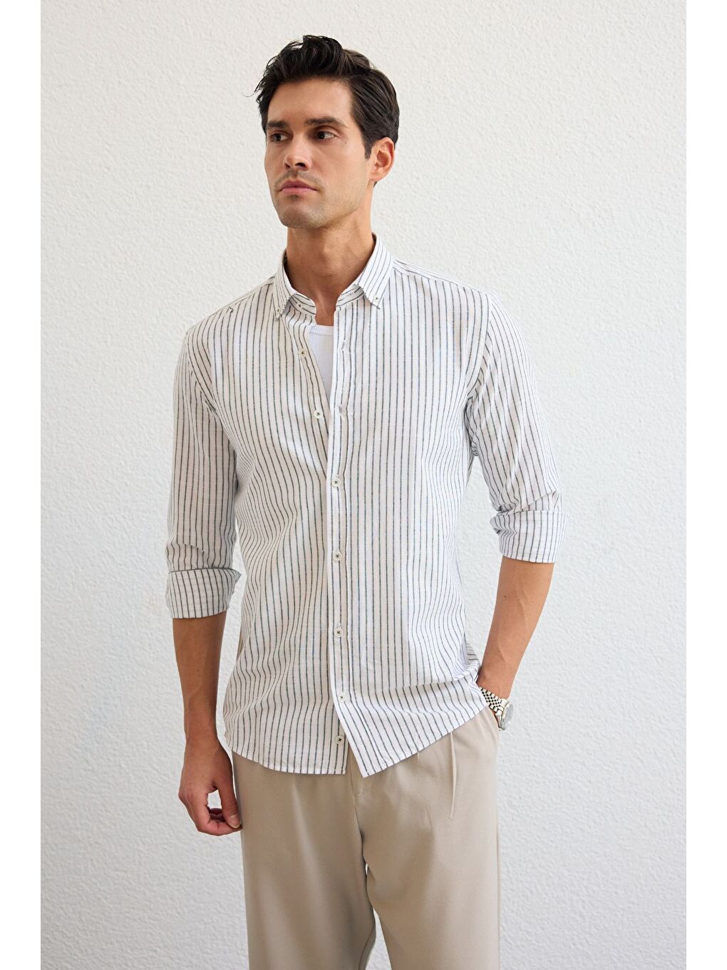 Siyah Onan Erkek Klasik Gömlek Modern Slim Fit Keten Görünümlü İnce Çizgili Desen-6