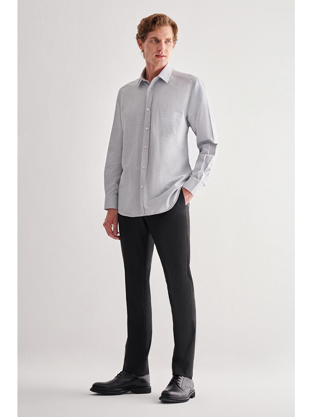 Gri Sert Yaka Uzun Kol Cepli Comfort Fit Classic Gömlek 1004255163-3