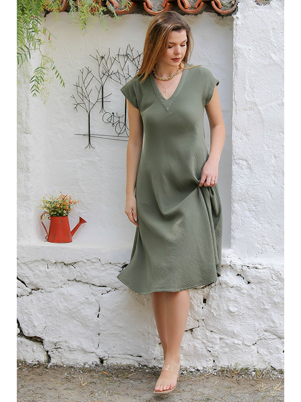 Organik Pamuk Haki V Yaka Düşük Kol Oval Etekli Midi Boy Dokuma Casual Müslin Elbise-3
