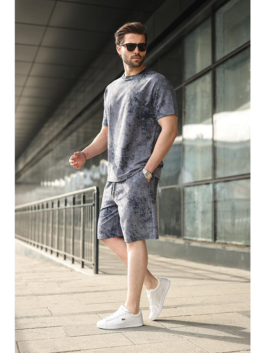 Lacivert Batik Desenli Overfit Şort T-Shirt Takım E7357-1