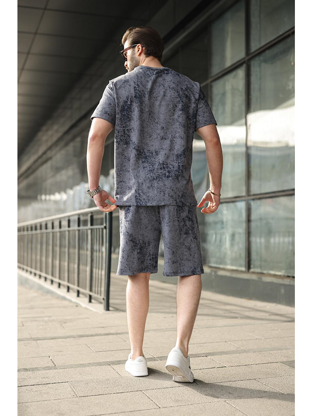 Lacivert Batik Desenli Overfit Şort T-Shirt Takım E7357-2