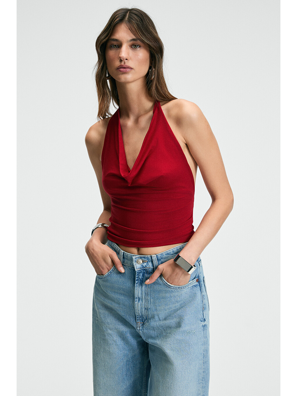 Neslıva Kadın Degaje Halter Yaka Kalın Askılı Sırtı Açık Crop Kırmızı Bluz-1