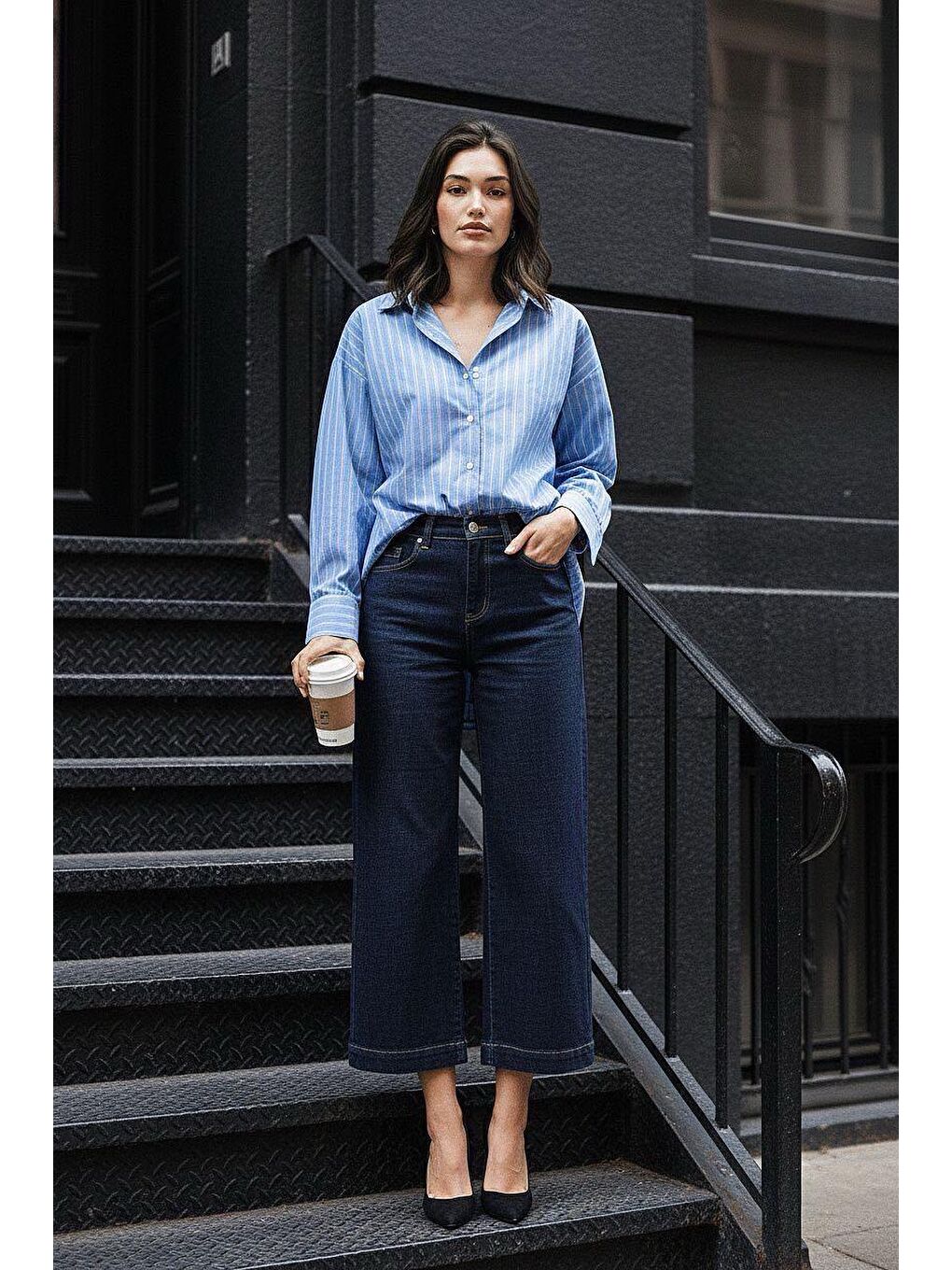 Lacivert Düz Kesim Geniş Paça Kadın Flared Jean Mg2630