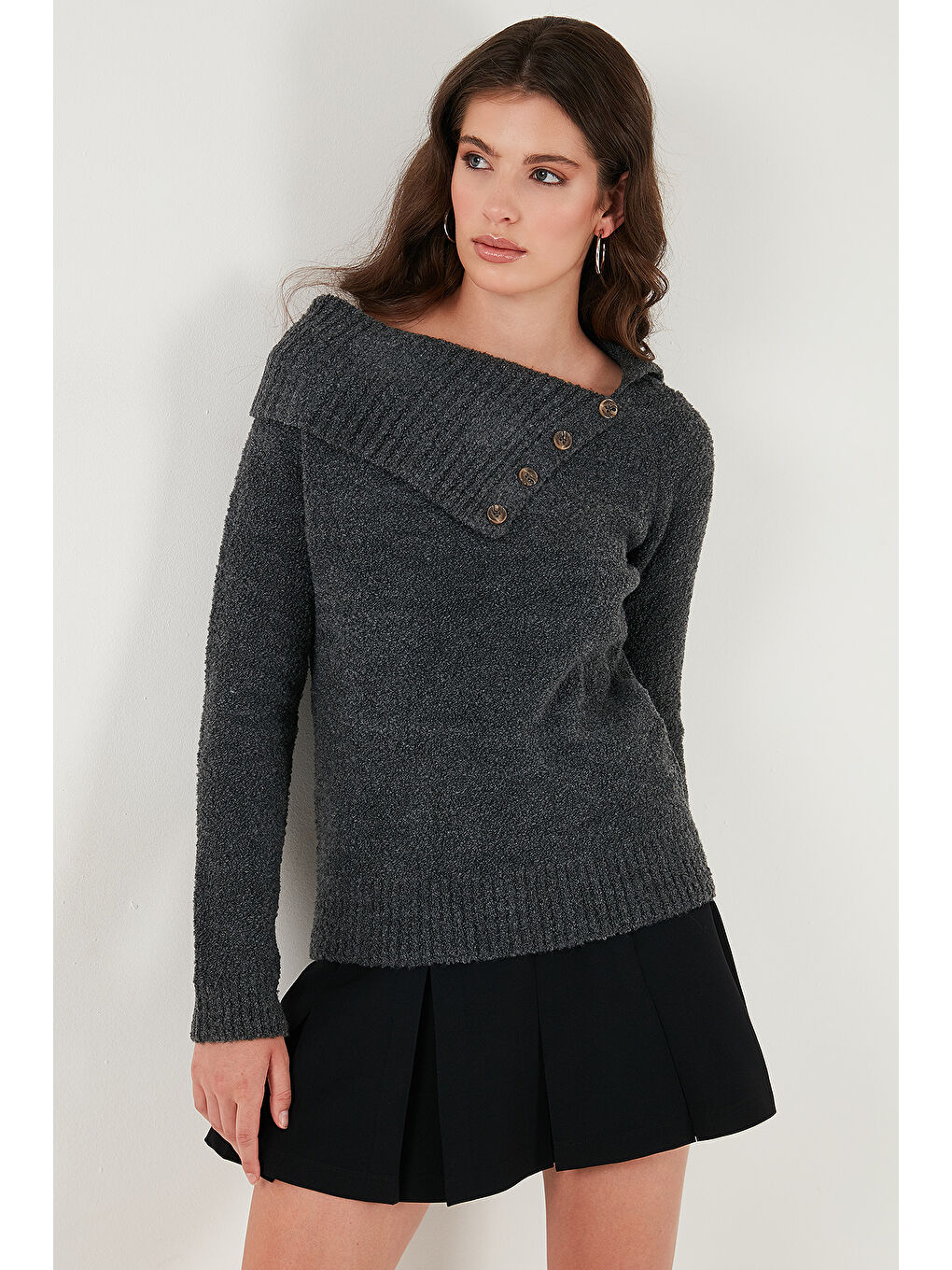 Antrasit Premium Regular Fit Kayık Yaka Düğme Detaylı Kazak 680KZ002563-5