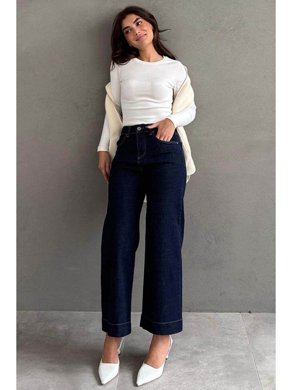 Lacivert Düz Kesim Geniş Paça Kadın Flared Jean Mg2630-4