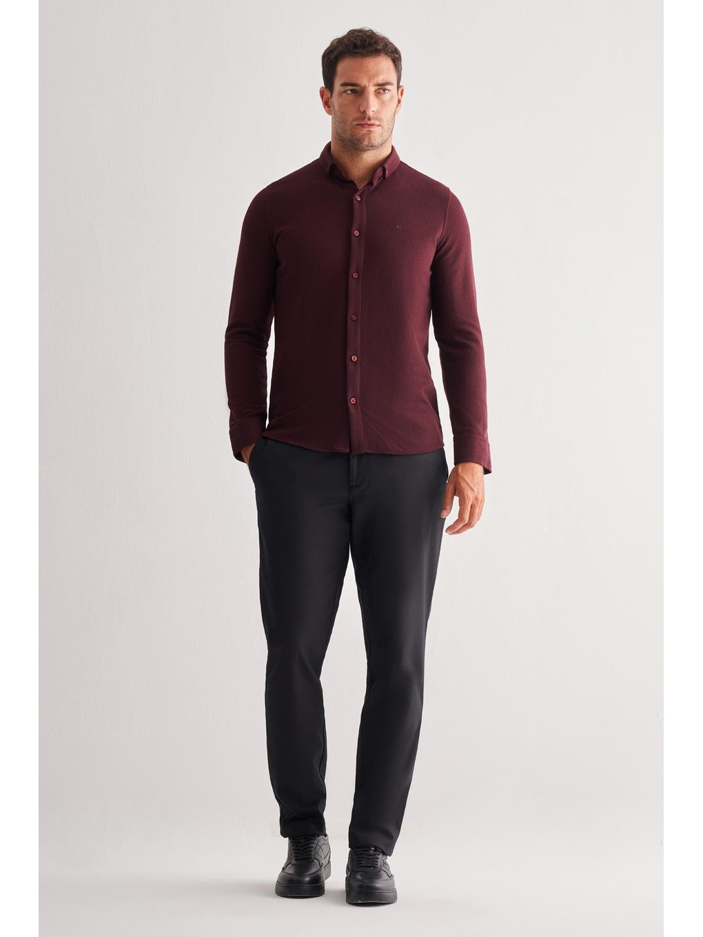Kırmızı Vişne Smart Düğmeli Yaka Uzun Kol Cepsiz Slim Fit Casual Gömlek 1004255167-1