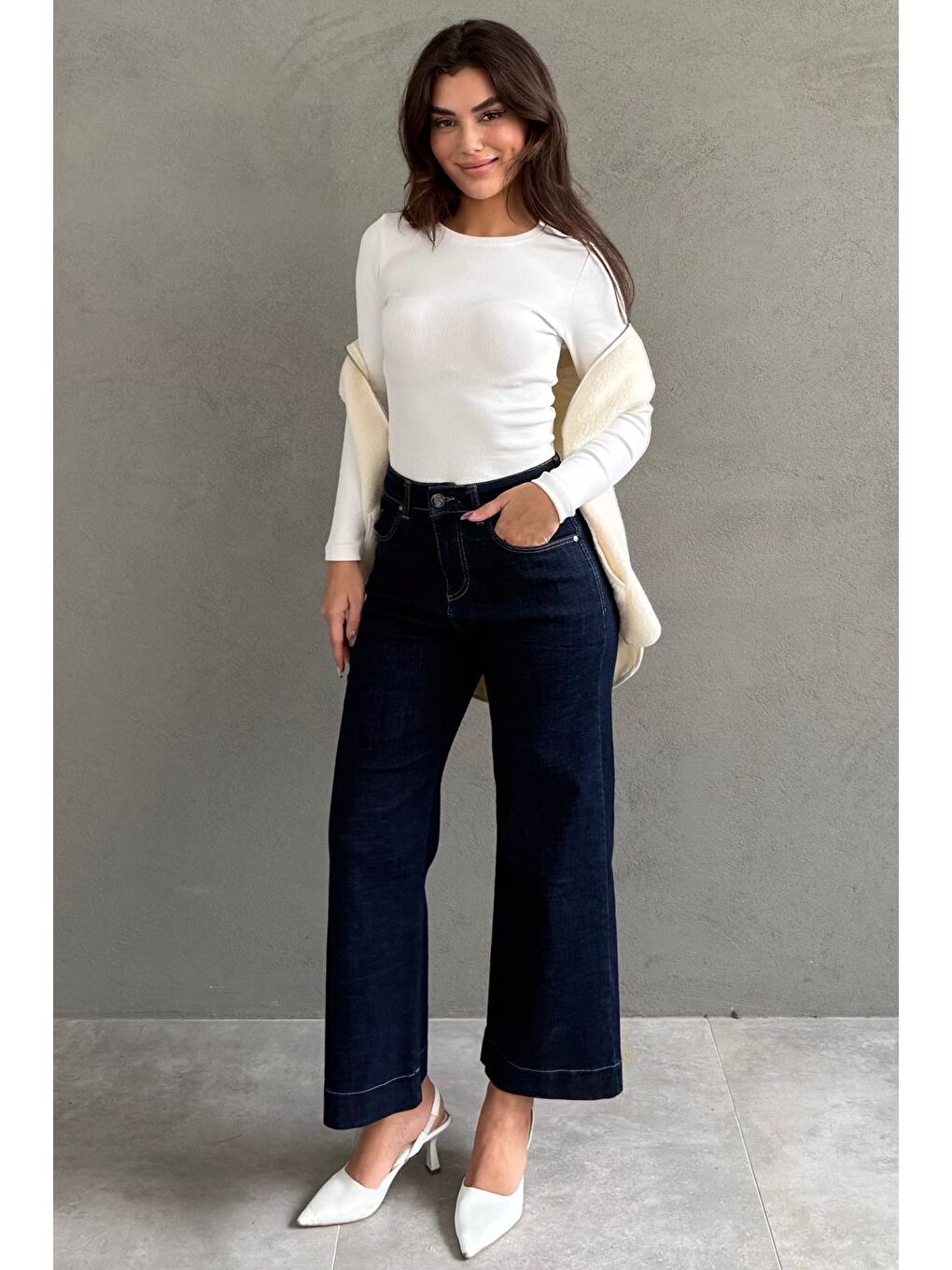 Lacivert Düz Kesim Geniş Paça Kadın Flared Jean Mg2630-6