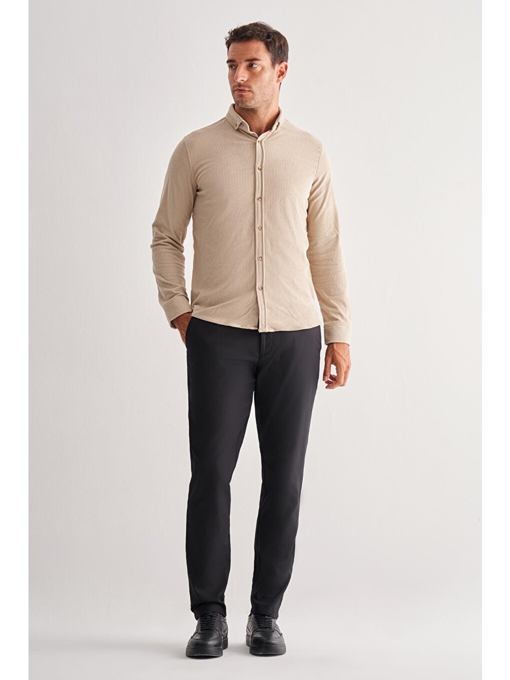 Bej Smart Düğmeli Yaka Uzun Kol Cepsiz Slim Fit Casual Gömlek 1004255168-1