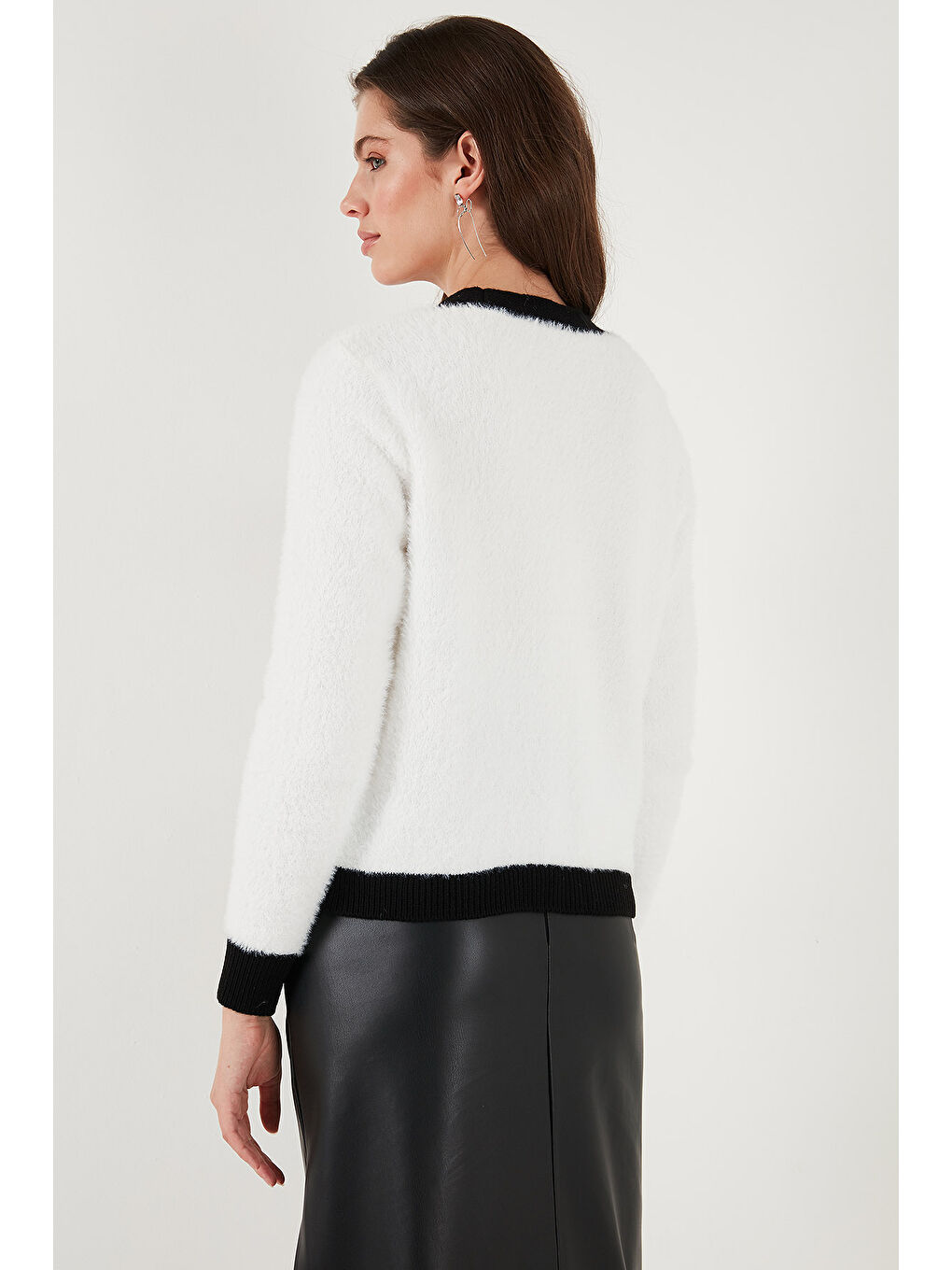 Lila Premium Regular Fit V Yaka Cep Detaylı Yumuşak Dokulu Hırka 680HI0048-6