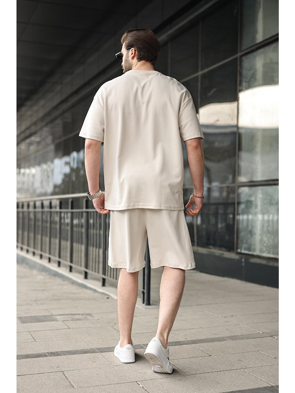 Bej Taş Rengi Bisiklet Yaka Oversize Erkek Şort T-Shirt Takım E7355-3