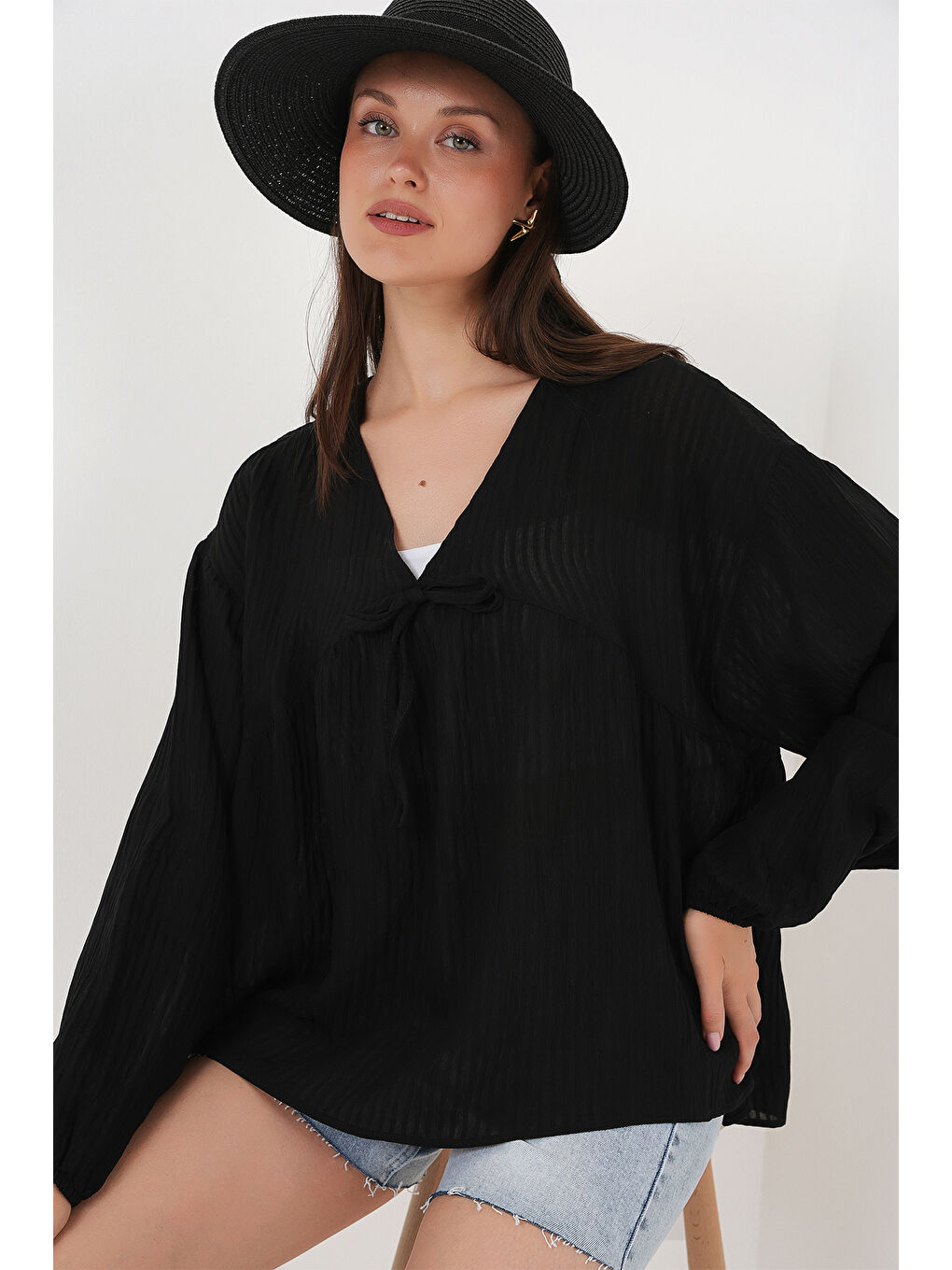 Kadın Önü Bağcıklı Uzun Kol Bluz 946 - Siyah-2