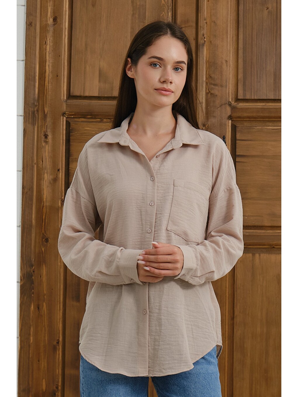 Bej Kadın Oversize Gömlek Uzun Kollu Pamuklu Rahat Kalıp Günlük Basic Gömlek-1