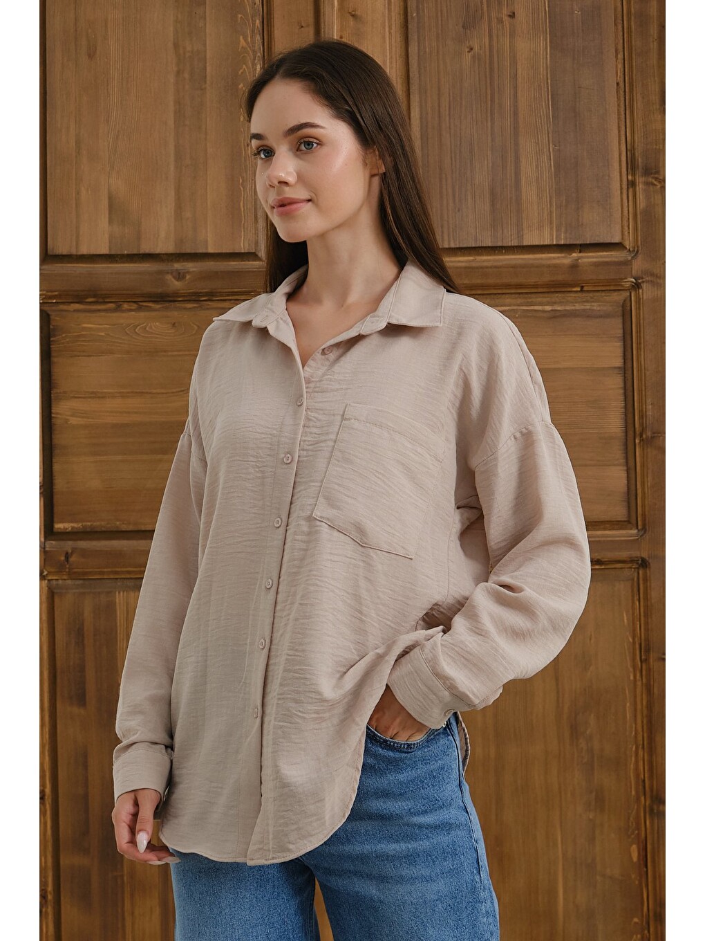 Bej Kadın Oversize Gömlek Uzun Kollu Pamuklu Rahat Kalıp Günlük Basic Gömlek-4