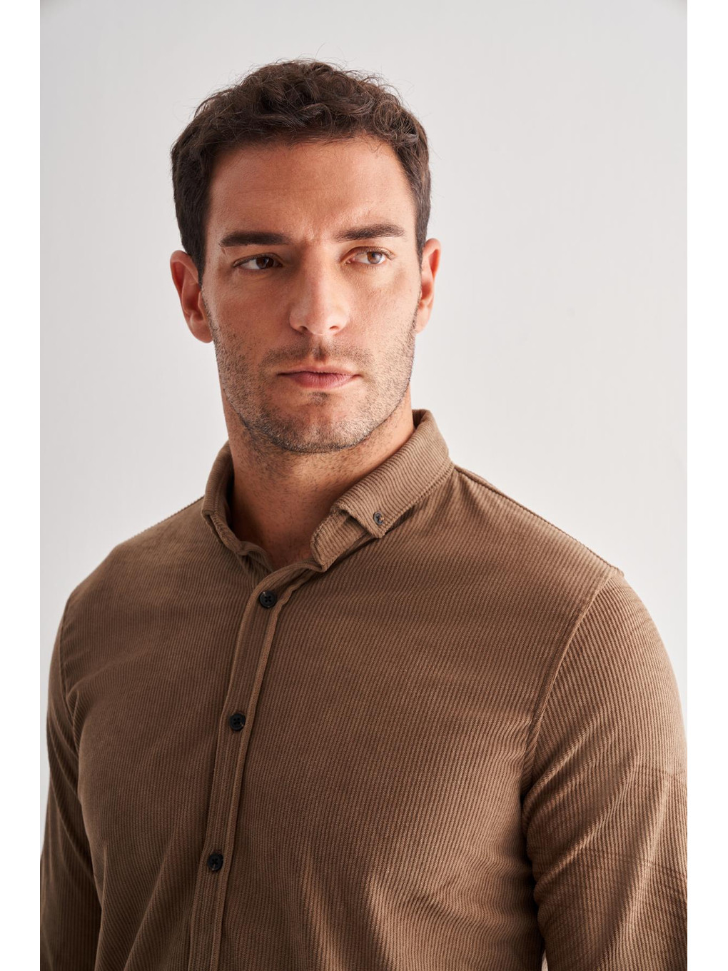 Kahverengi Koyu Vizon Smart Düğmeli Yaka Uzun Kol Cepsiz Slim Fit Casual Gömlek 1004255168-3