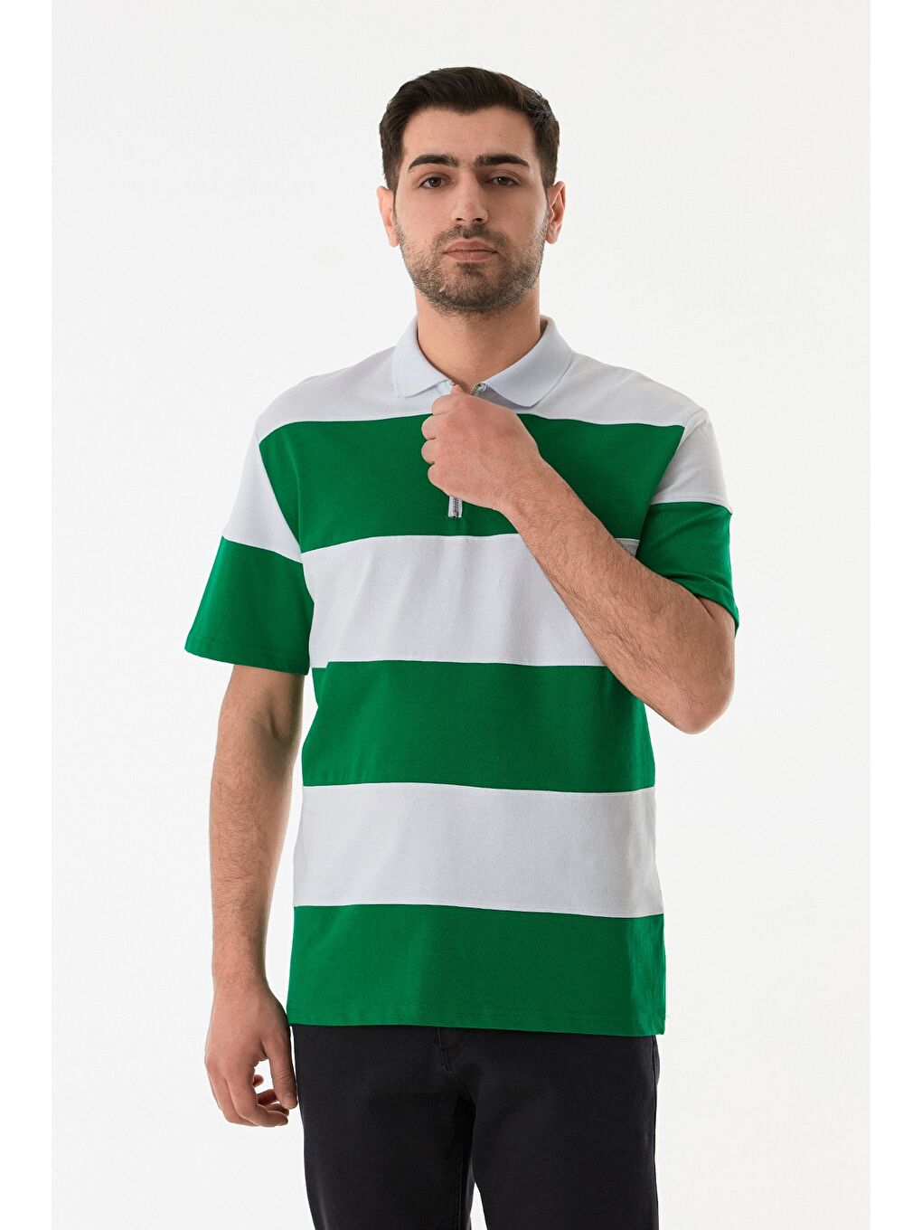 Yeşil Yarım Fermuarlı Polo Yaka Renk Bloklu Tişört