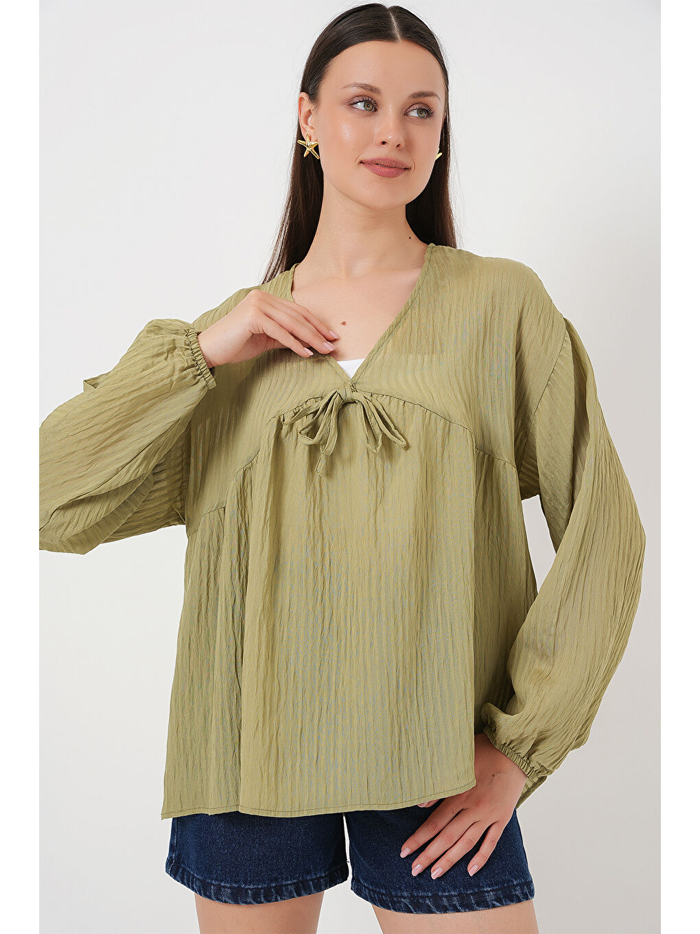 Yeşil Kadın Önü Bağcıklı Uzun Kol Bluz 946 - Çağla-2