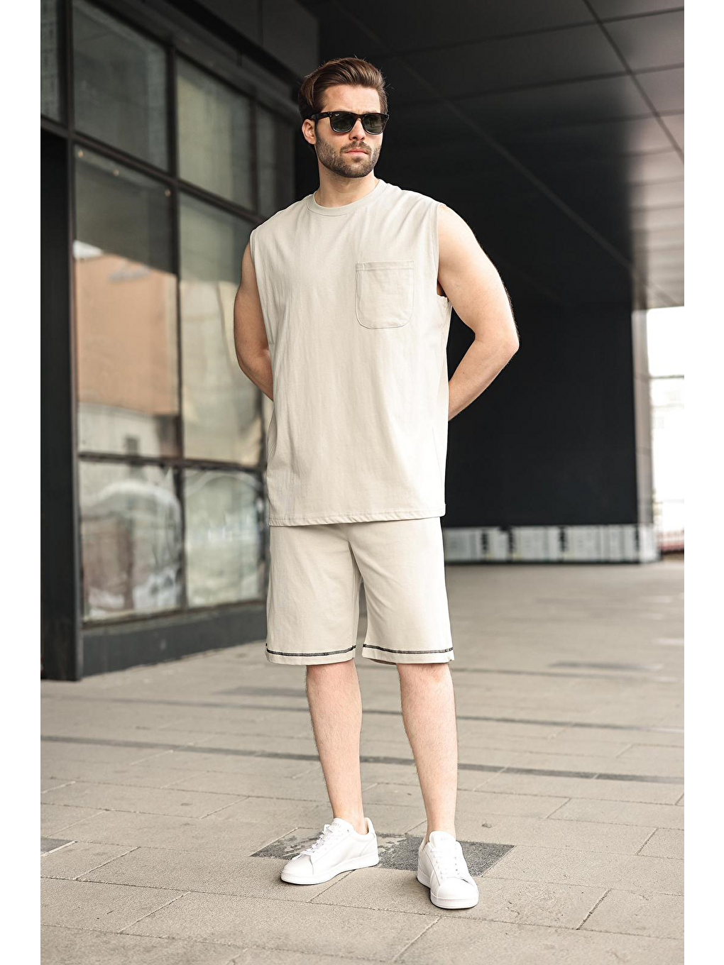 Boyalı Gri Bisiklet Yaka Kolsuz Erkek Şort T-Shirt Takım E7351