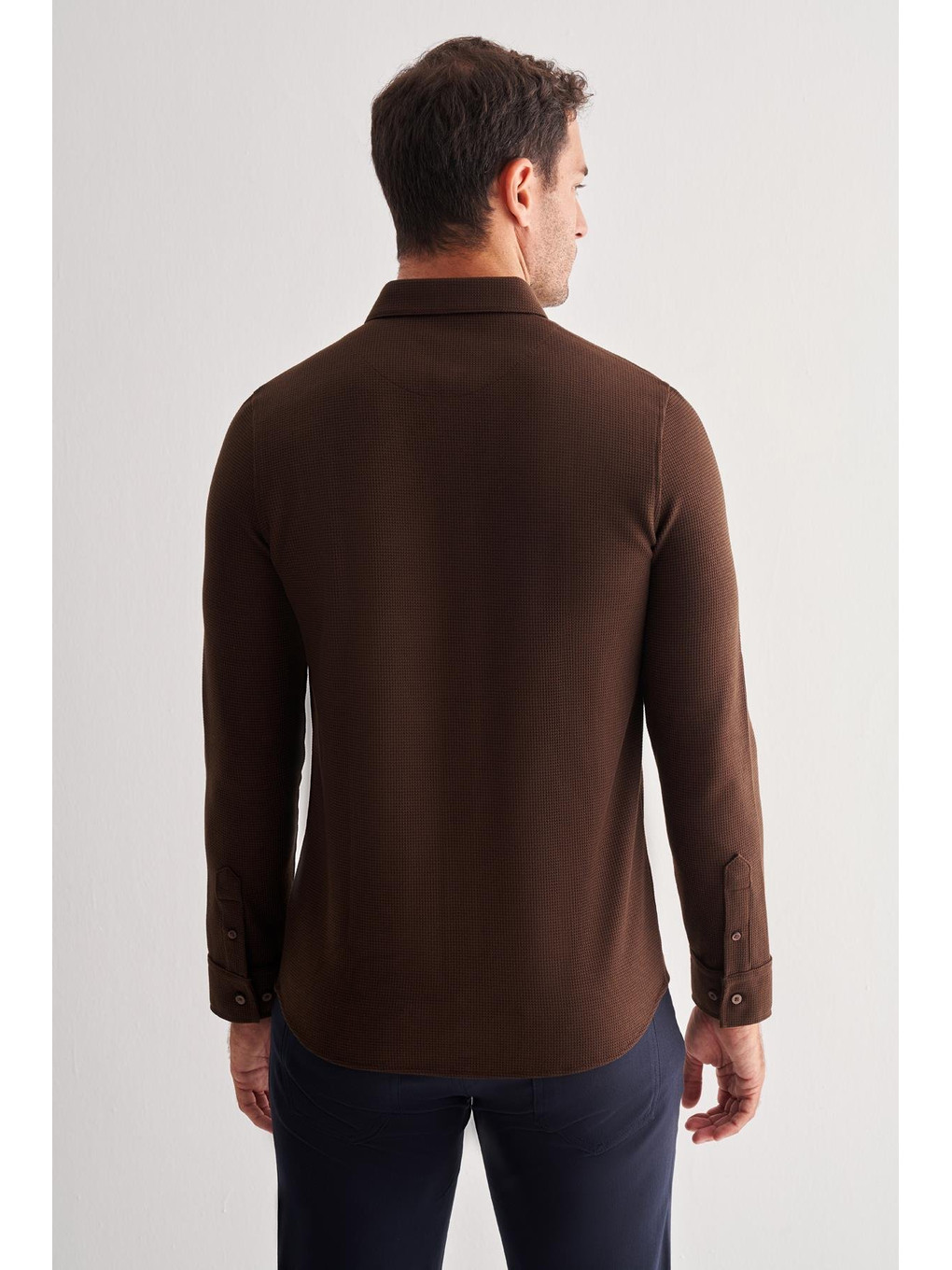 Koyu Kahverengi Smart Düğmeli Yaka Uzun Kol Cepsiz Slim Fit Casual Gömlek 1004255167-4