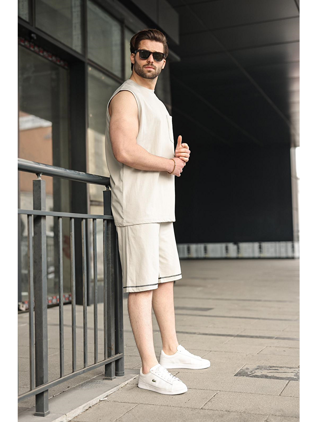 Boyalı Gri Bisiklet Yaka Kolsuz Erkek Şort T-Shirt Takım E7351-5