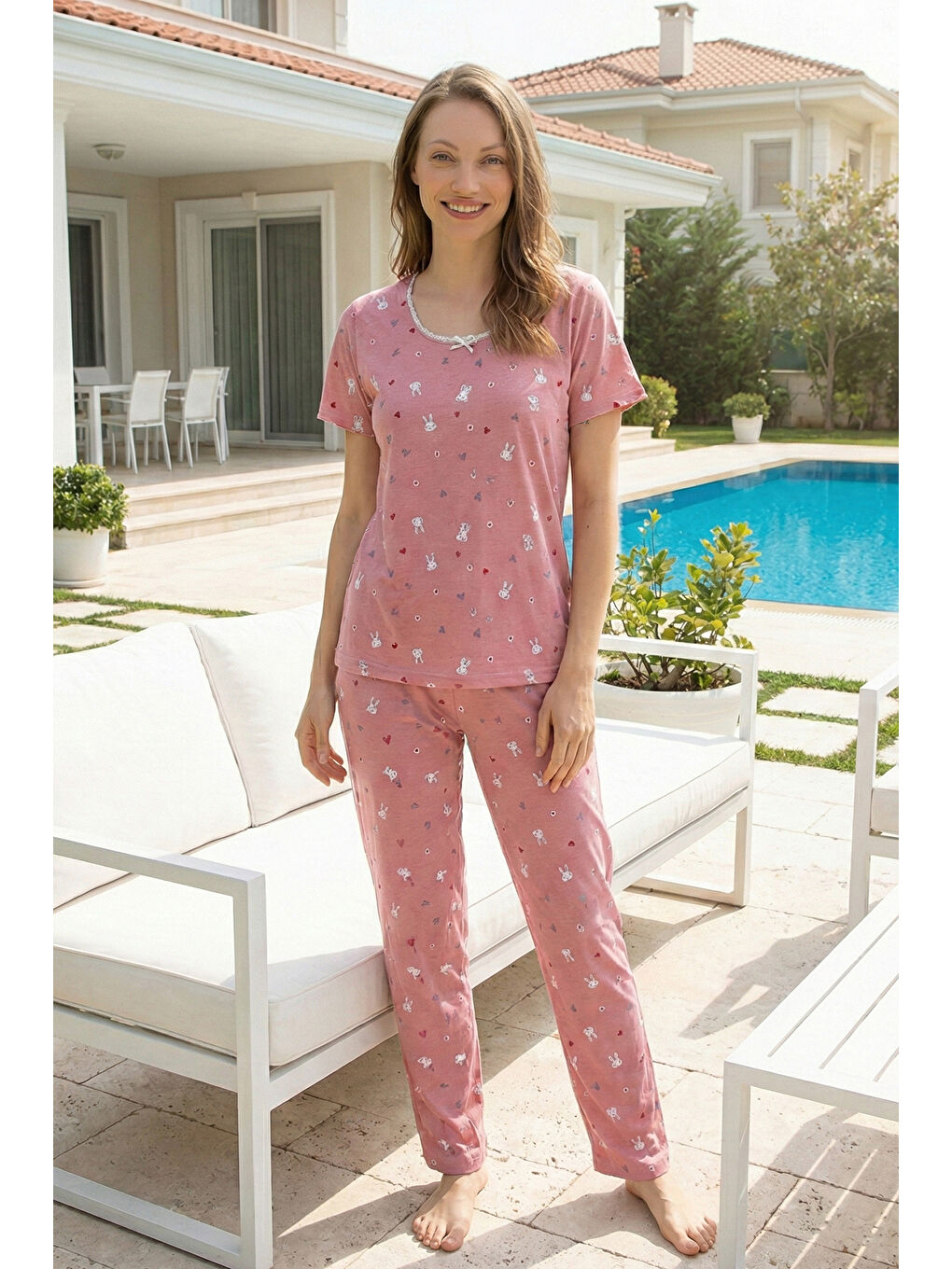 Pembe Kadın Tavşan Desen Kısa Kol Milan Kumaş Pijama Takımı 50121-168 Pudra01-3