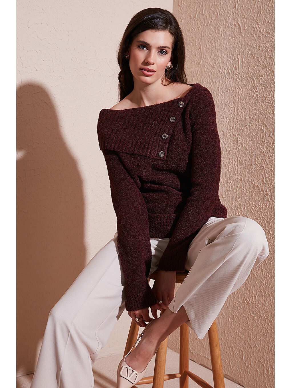 Bordo Premium Regular Fit Kayık Yaka Düğme Detaylı Kazak 680KZ002563-1