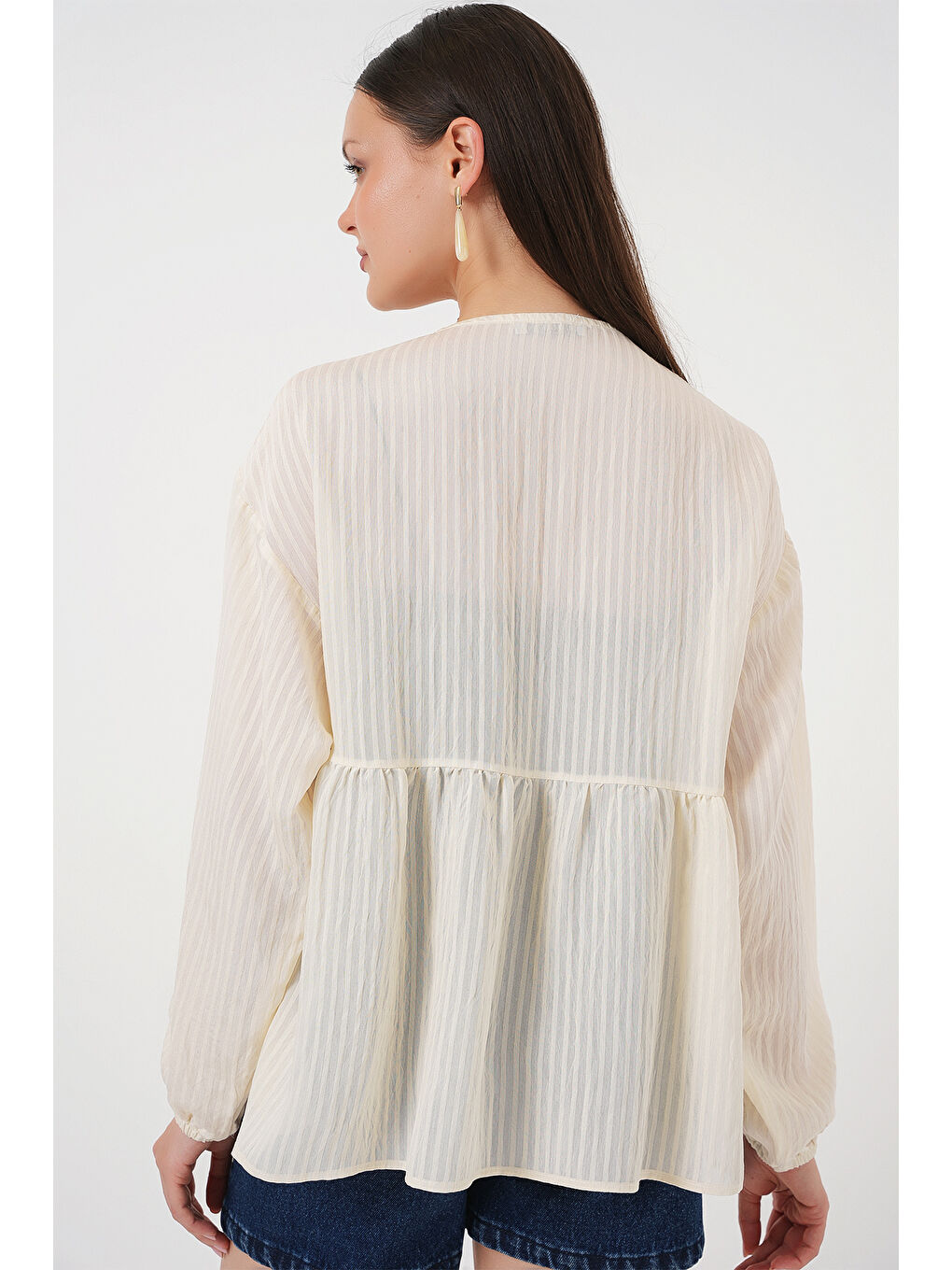 Ekru Kadın Önü Bağcıklı Uzun Kol Bluz 946 - Krem-5