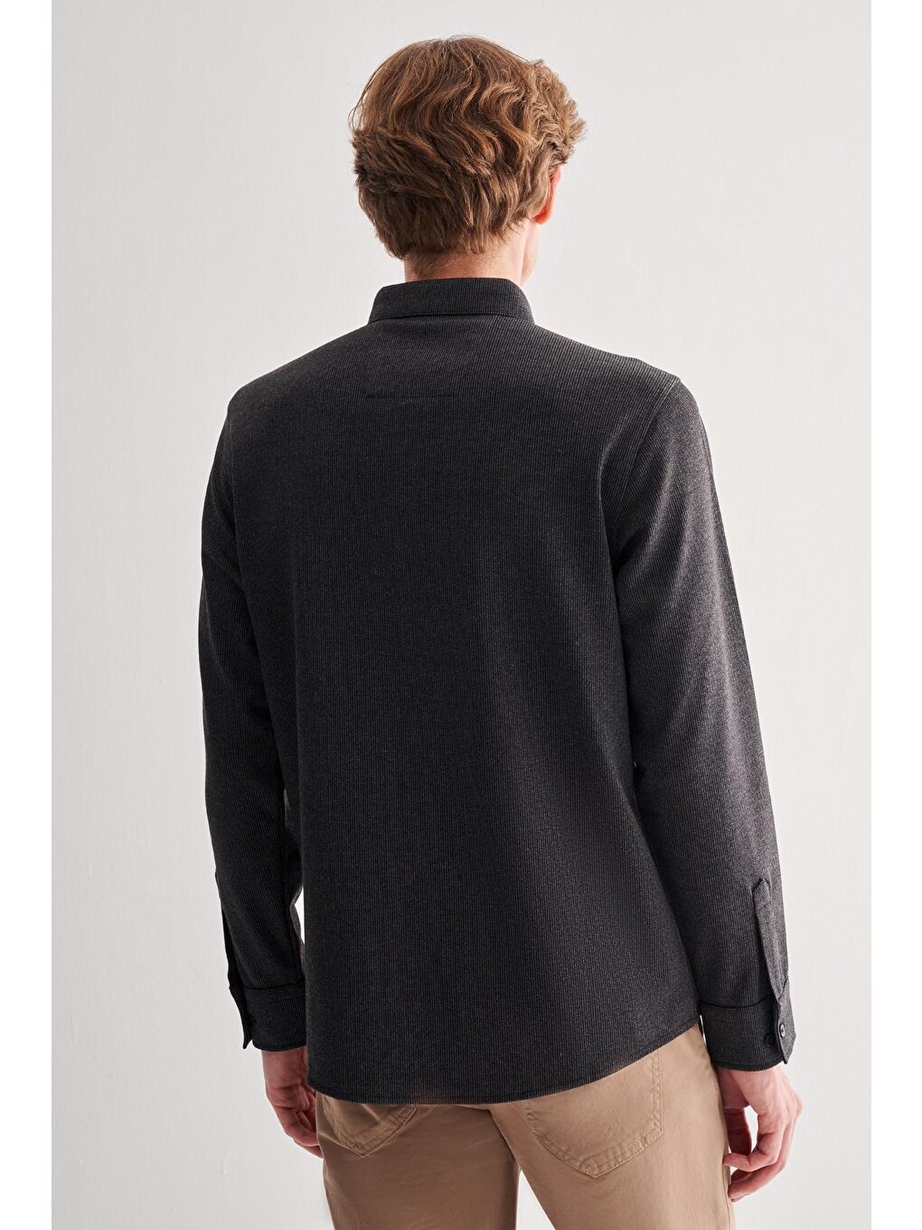 Siyah Smart Düğmeli Yaka Uzun Kol Cepsiz Slim Fit Casual Gömlek 1004255170-4