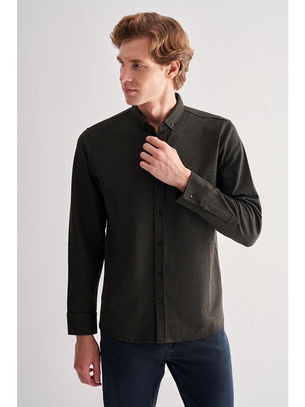 Koyu Haki Smart Düğmeli Yaka Uzun Kol Cepsiz Slim Fit Casual Büyük Beden Gömlek 1004255170-2