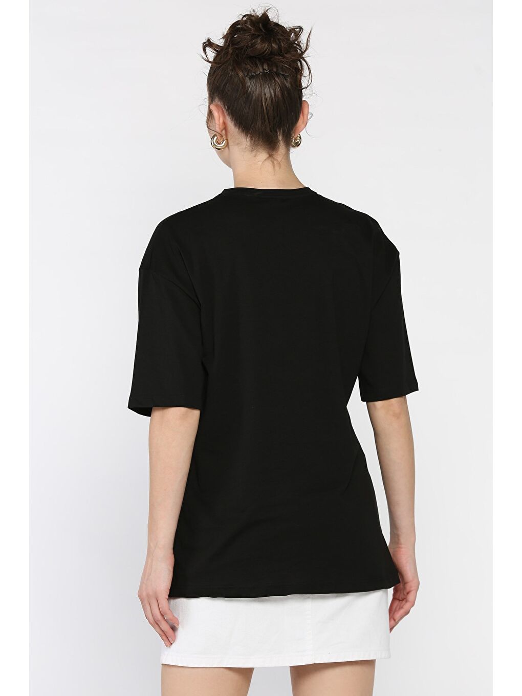 Siyah Bisiklet Yaka Ön Baskılı Kadın Tişört-2