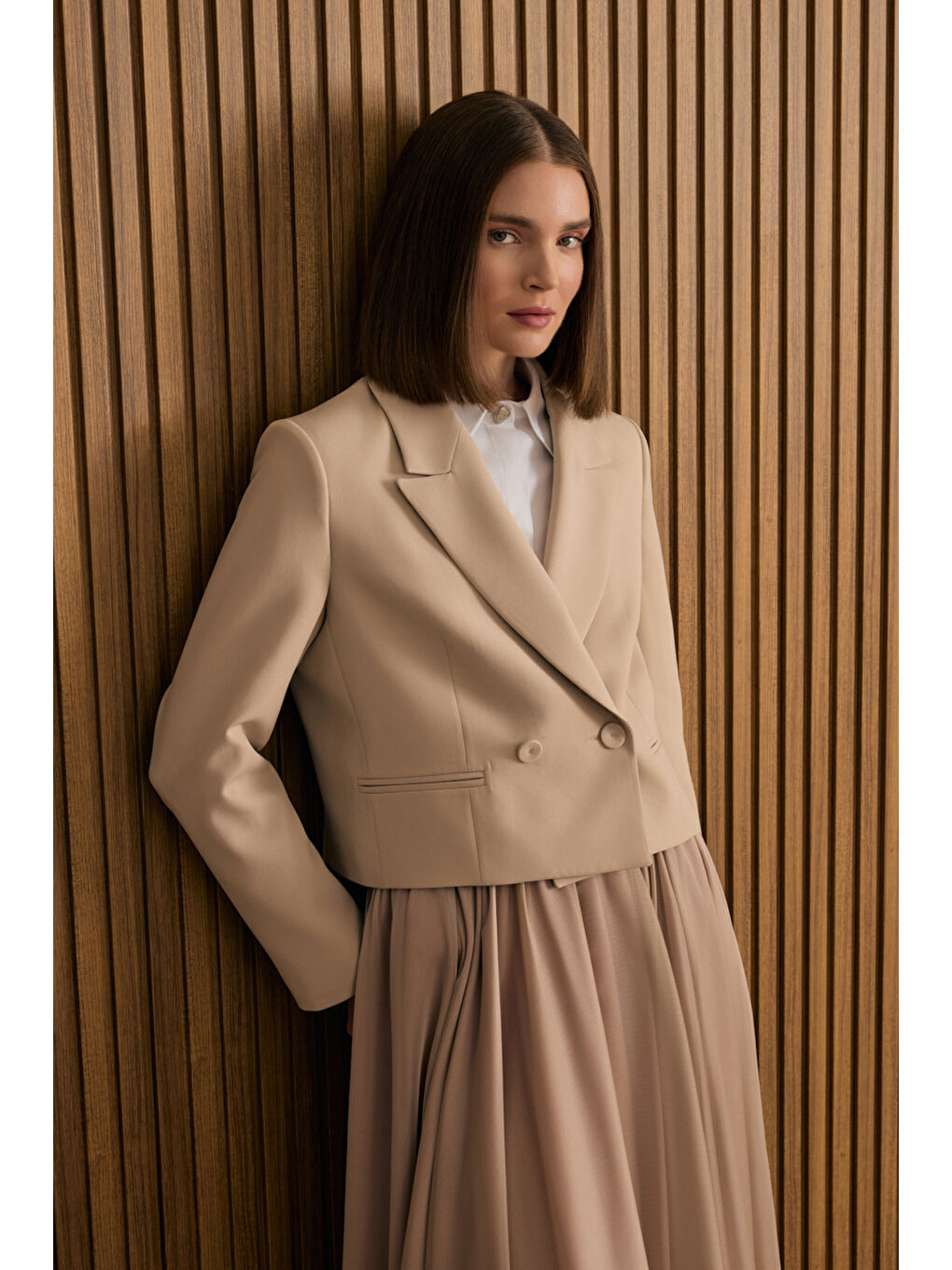 Bej Dokuma Kısa Ceket-2