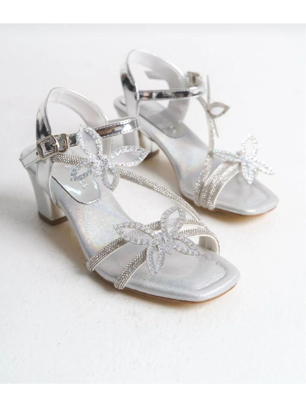 Beyaz KIZ ÇOCUK KELEBEK ABİYE AYAKKABI