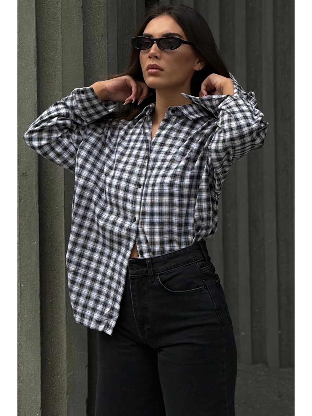 Siyah Oversize Kareli Kadın Gömlek Mg2822-3