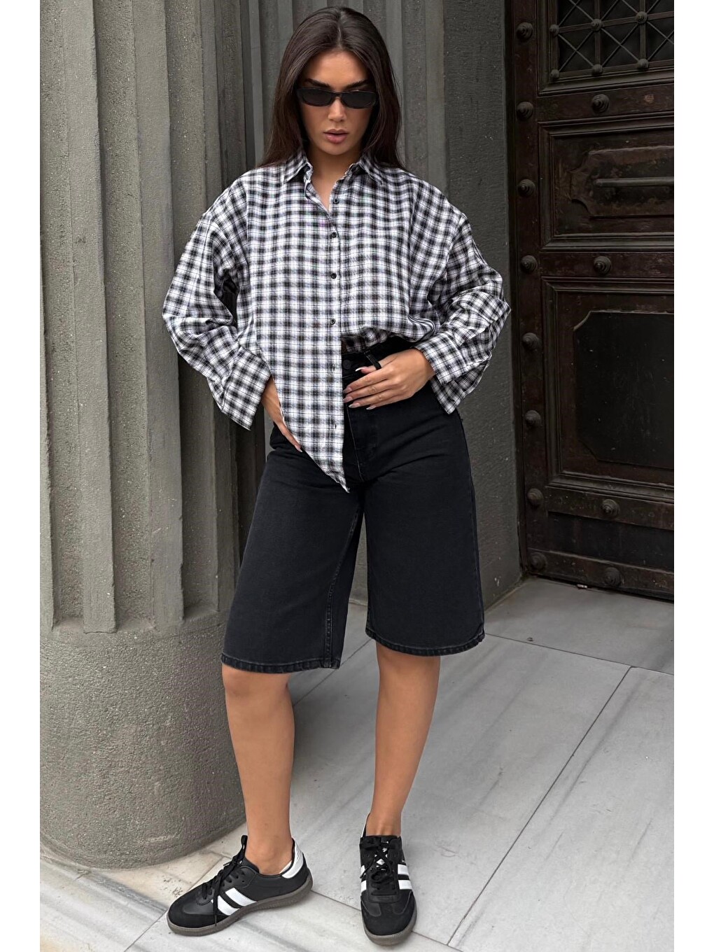 Siyah Oversize Kareli Kadın Gömlek Mg2822-5