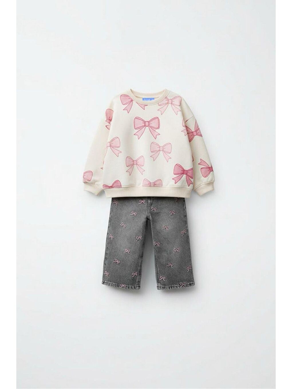 Karışık Kız Çocuk Pamuklu Krem Pembe Fiyonk Desenli Sweatshirt Ve Gri Nakışlı Jean Takım - Günlük Kombin