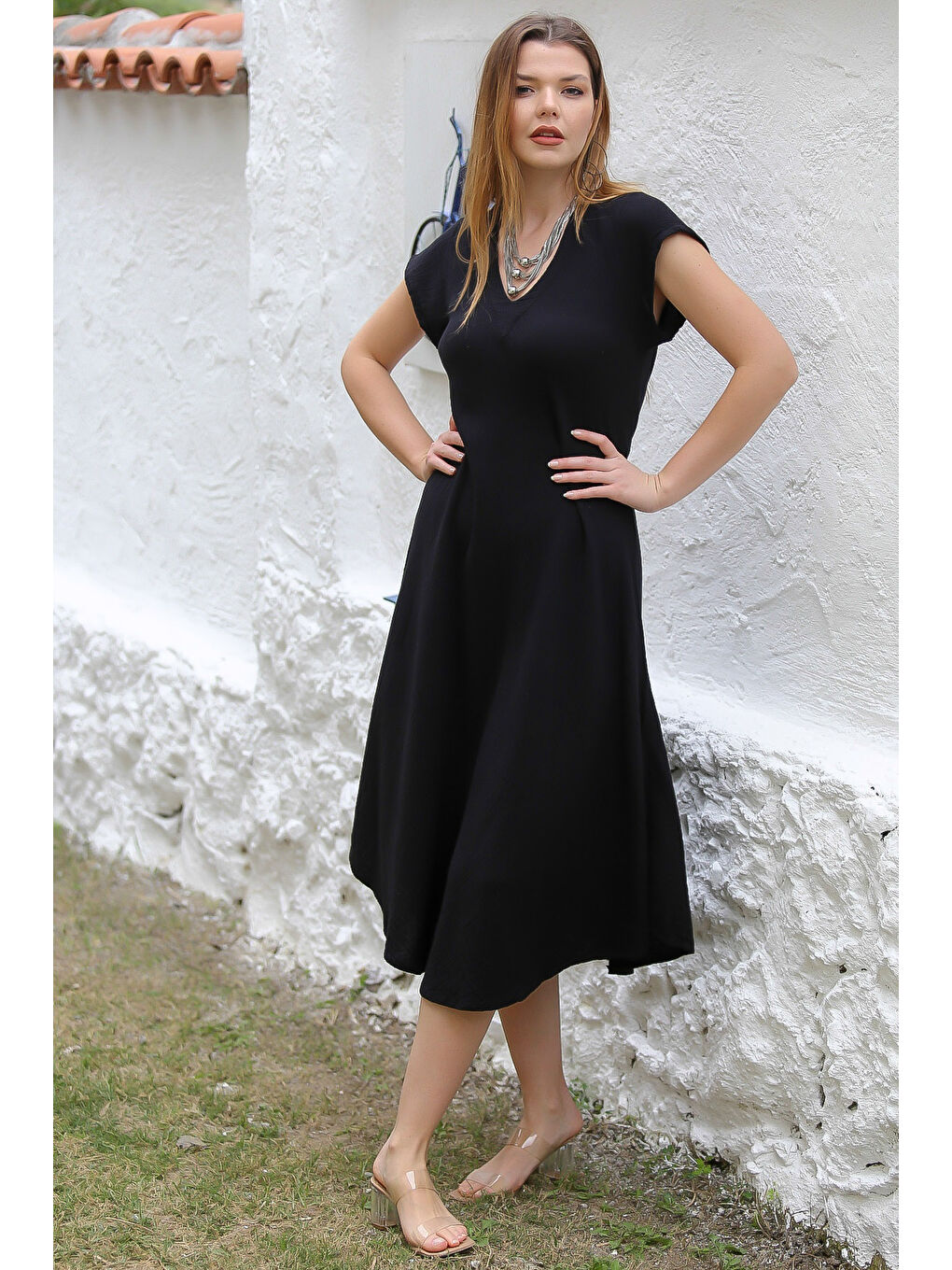 Organik Pamuk Siyah V Yaka Düşük Kol Oval Etekli Midi Boy Dokuma Casual Müslin Elbise-5