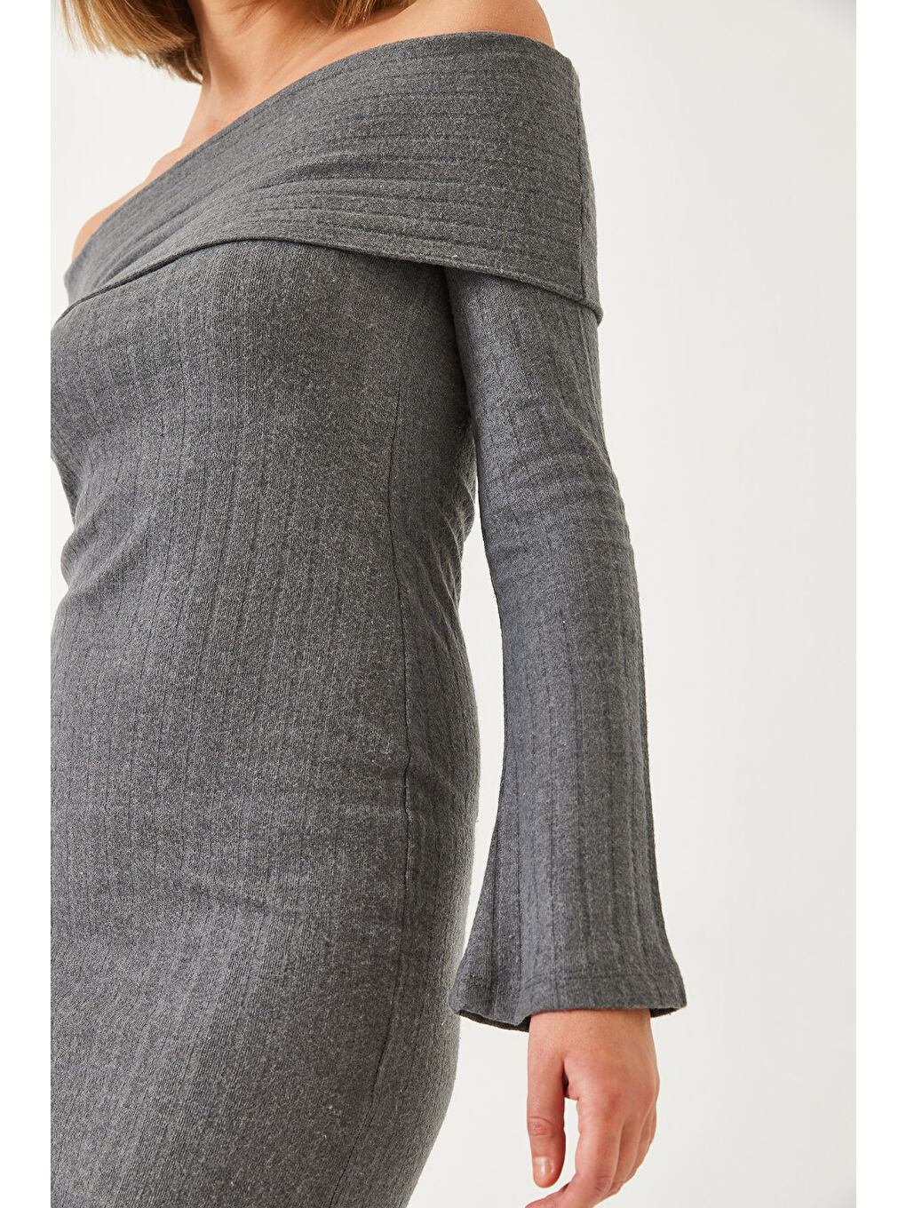 Antrasit Kadın Madonna Yaka İspanyol Kol Fitilli Elbise-6