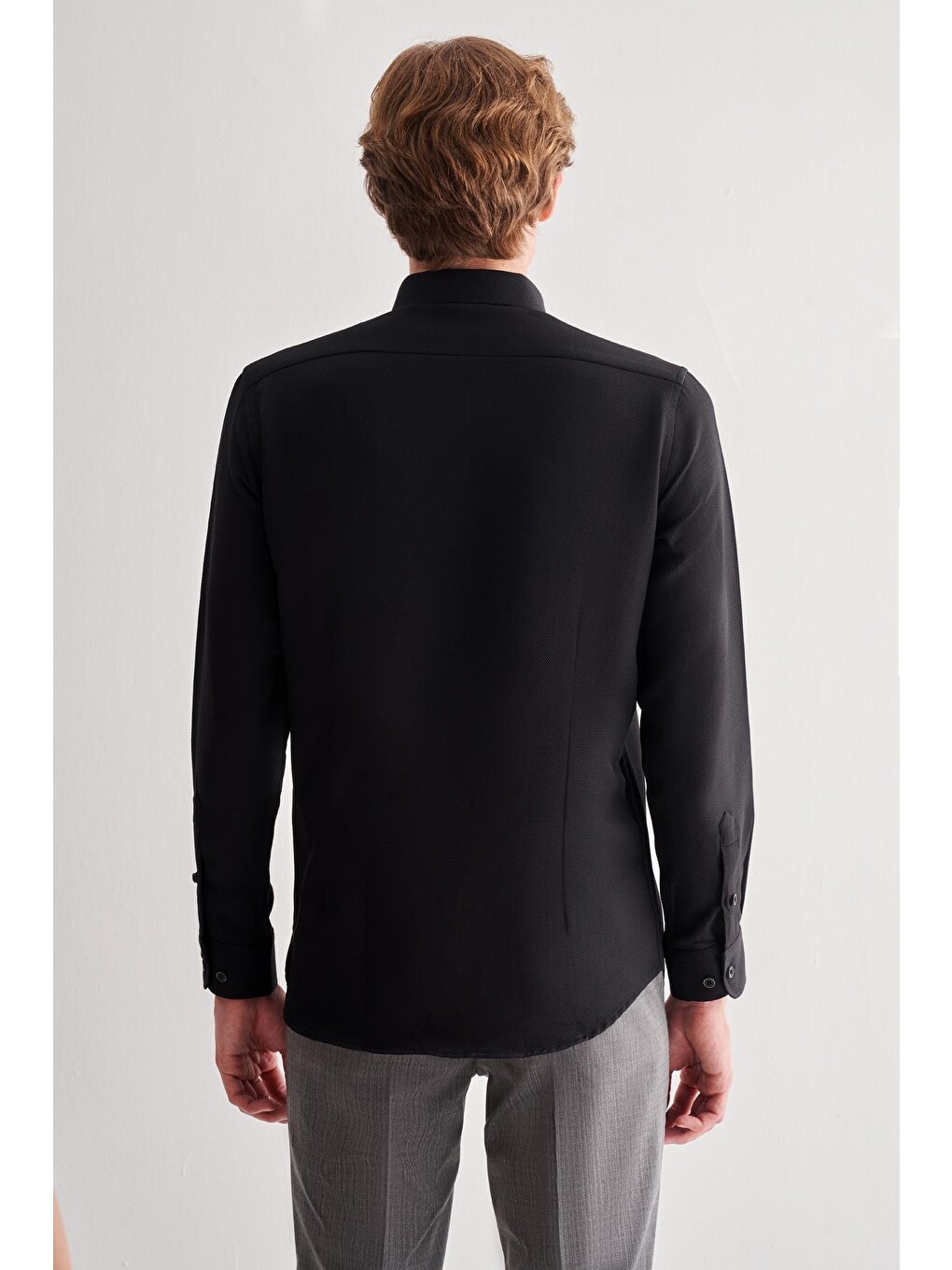 Siyah Perfetto Düğmeli Yaka Uzun Kol Cepsiz Slim Fit Cls Gömlek 1004255173-4