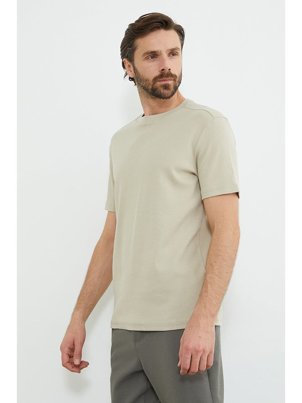 Bej Basic Fitilli Bisiklet Yaka Tişört-1