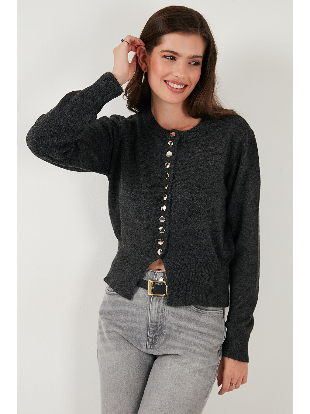 Antrasit Premium Comfort Fit Yuvarlak Yaka Crop Triko Hırka 680HI00164-3