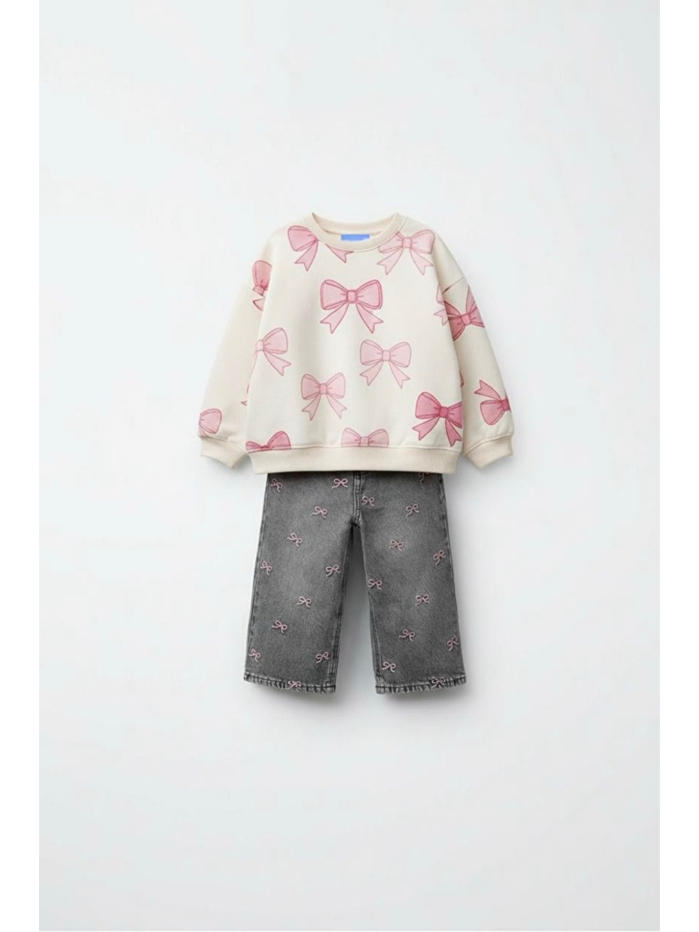 Karışık Kız Çocuk Pamuklu Krem Pembe Fiyonk Desenli Sweatshirt Ve Gri Nakışlı Jean Takım - Günlük Kombin-3