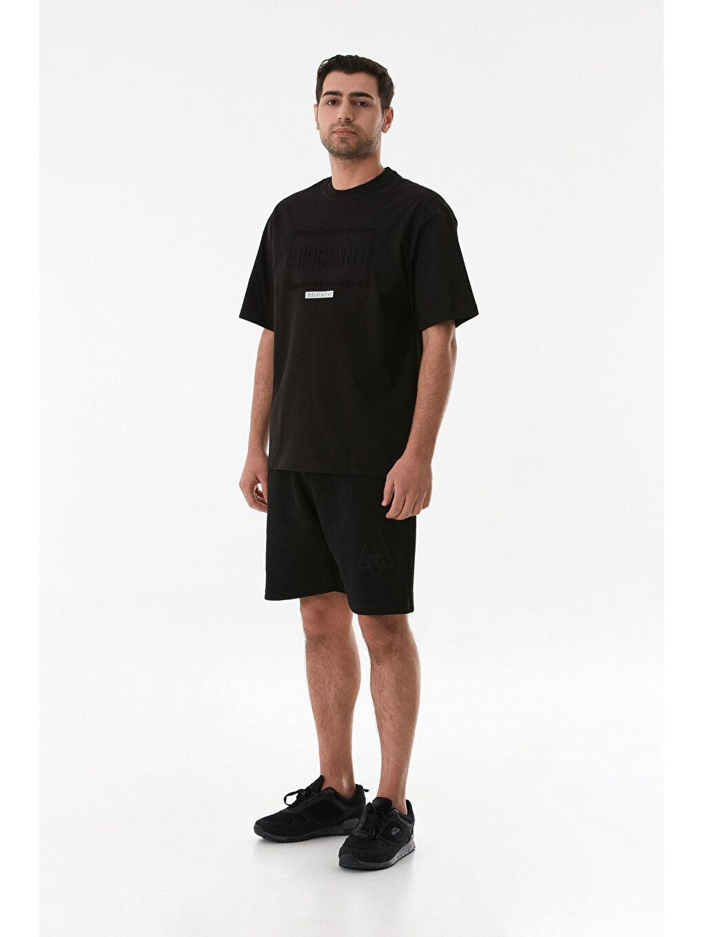 Siyah Slogan Kabartmalı Bisiklet Yaka Oversize Tişört-4