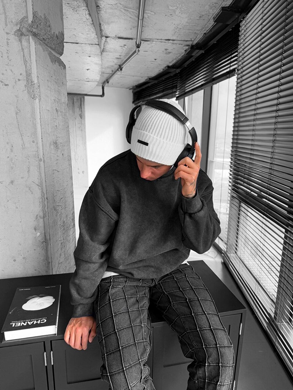 Erkek Oversize Yıkamalı Sweatshirt Siyah-1