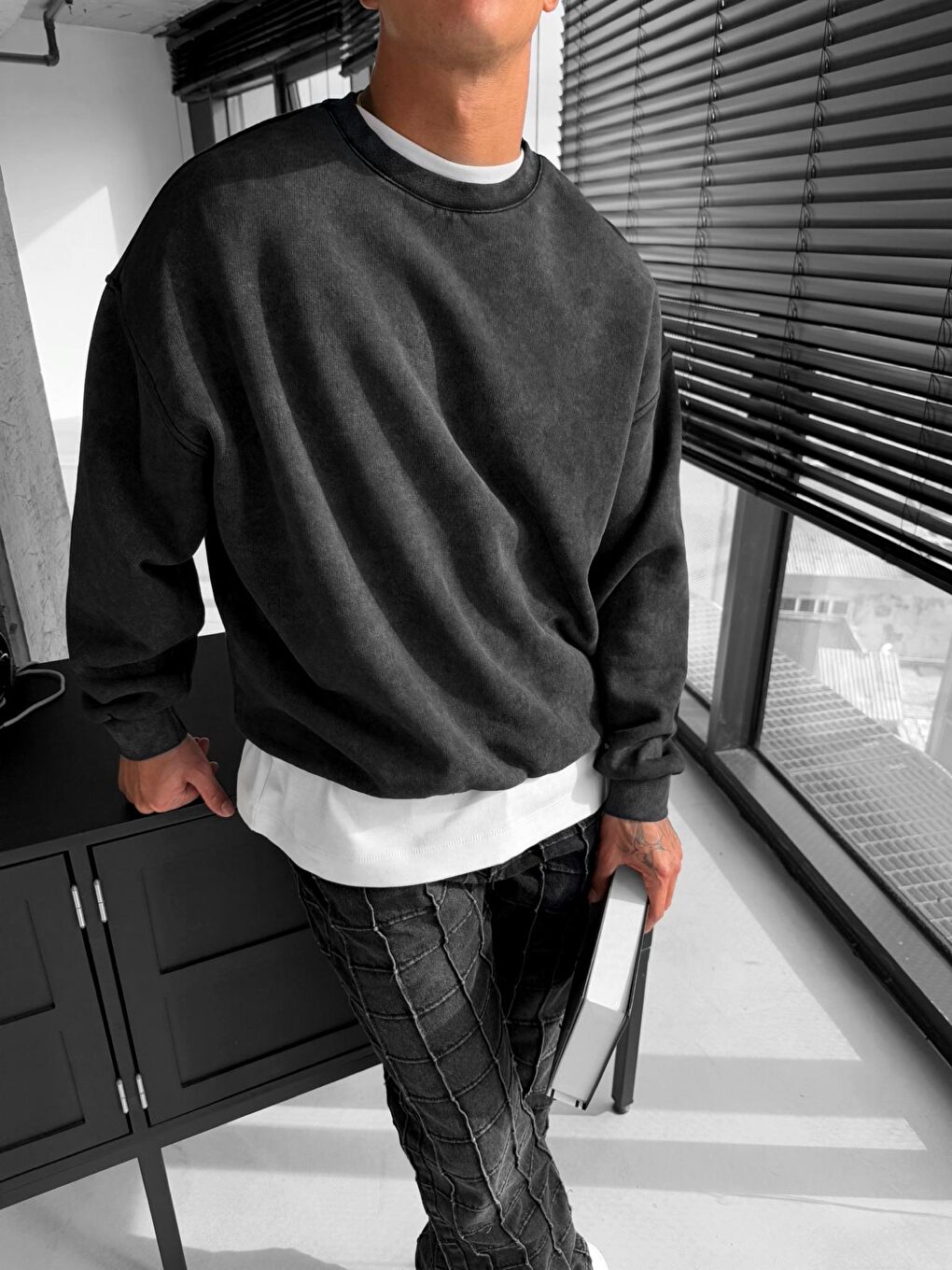 Erkek Oversize Yıkamalı Sweatshirt Siyah-2