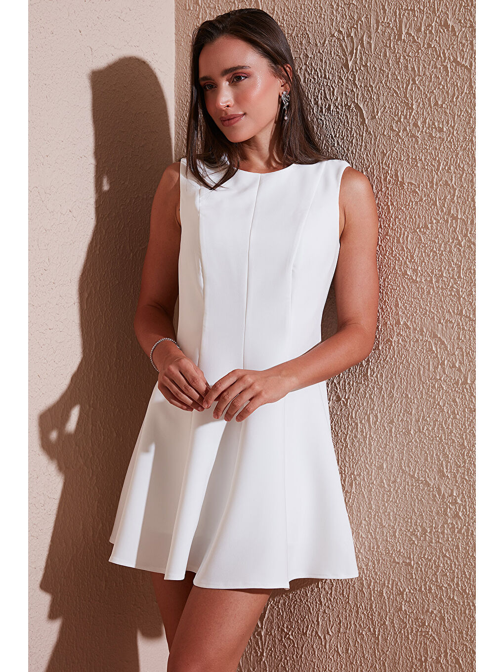 Ekru Regular Fit Bisiklet Yaka Volanlı Mini Boy Elbise 6525647-1