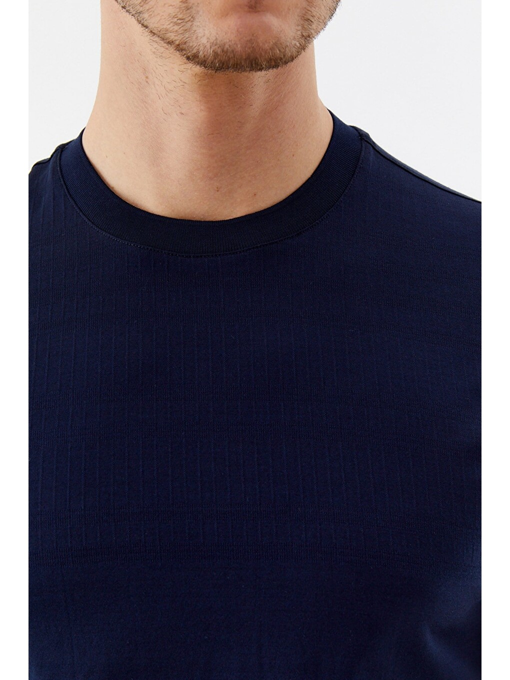 Desenli Bisiklet Yaka Erkek T-shirt Lacivert-3