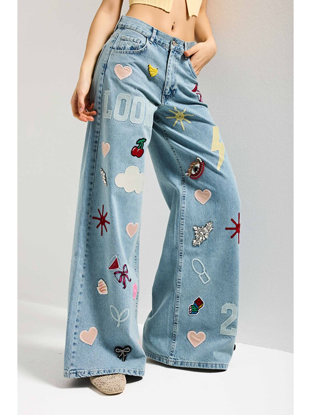 Mavi Kadın Jean Rengi 3s6-32 Straight Fit Obje Nakış ve İşlemeli Özel Tasarım Denim Jean-5