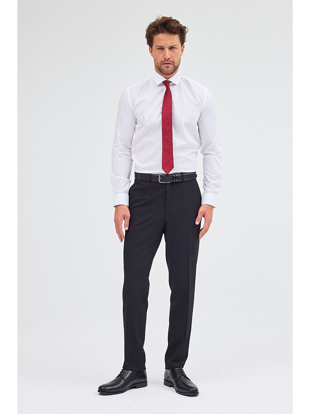 Beyaz Yarım İtalyan Yaka Uzun Kol Easy To Iron Slim Fit Pamuklu Gömlek 1004255301-1