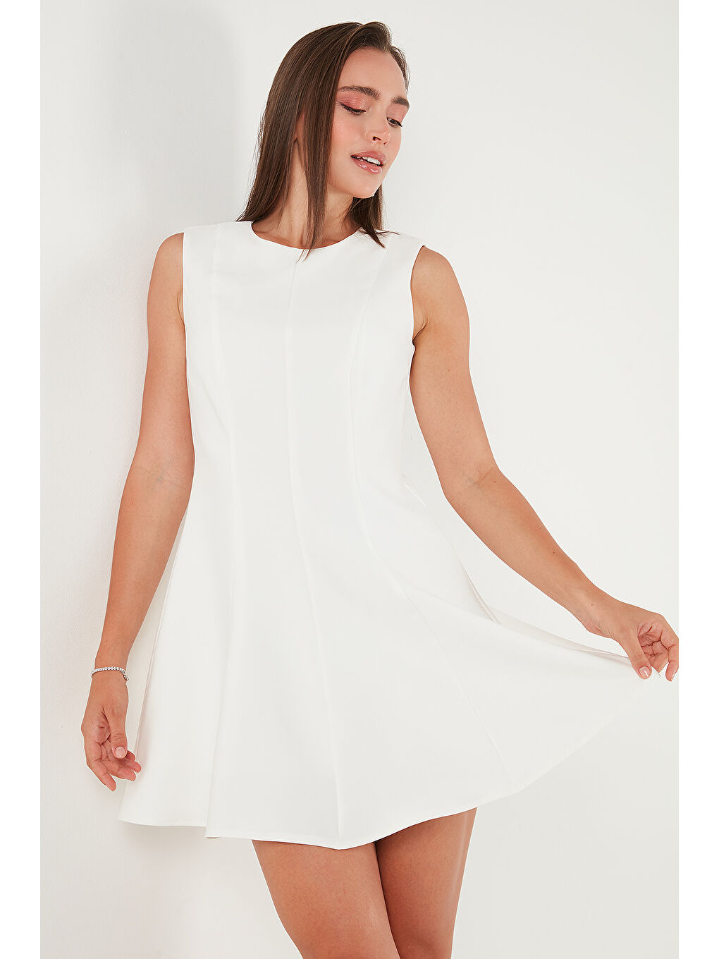 Ekru Regular Fit Bisiklet Yaka Volanlı Mini Boy Elbise 6525647-4